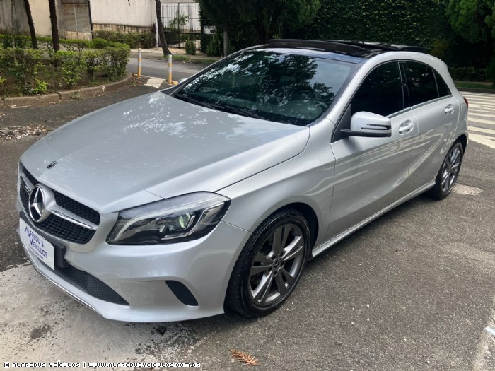 Mercedes-Benz A200 1.6 TURBO 2017/2018